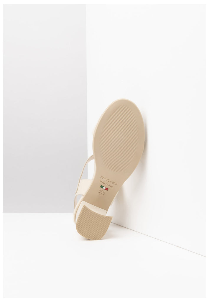 Nero Giardini Sandalen Leder Beige Lack