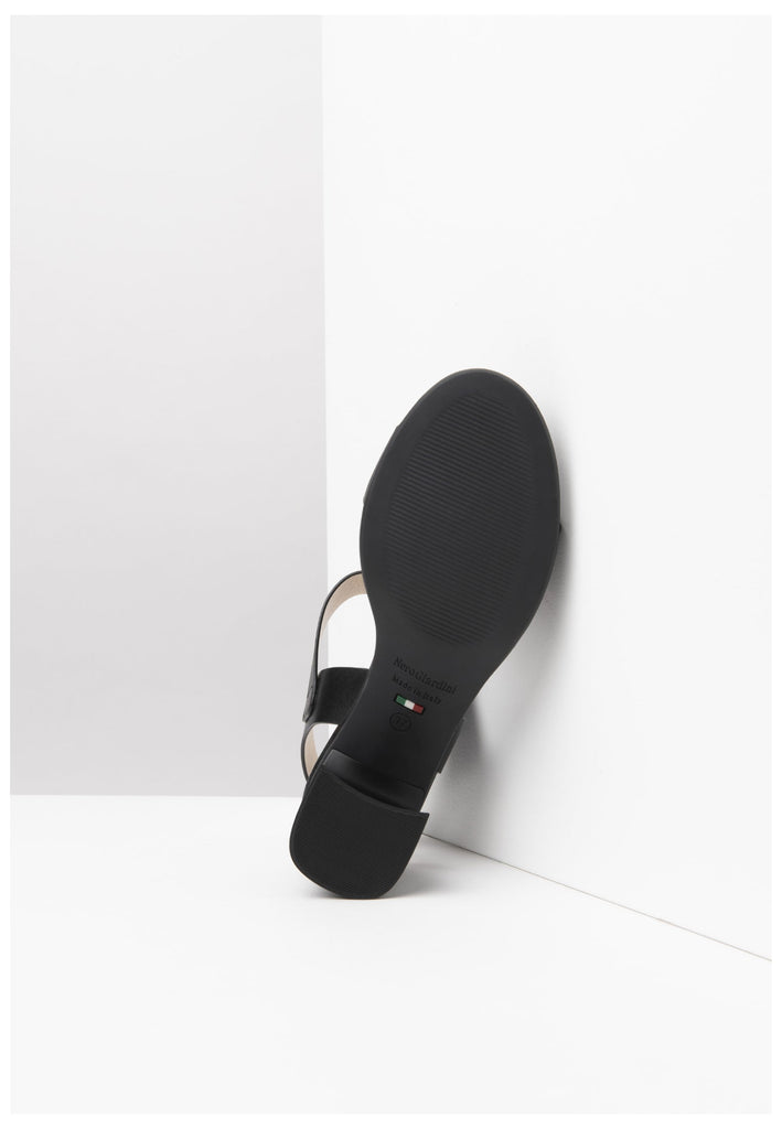 Nero Giardini Sandalen Leder Schwarz