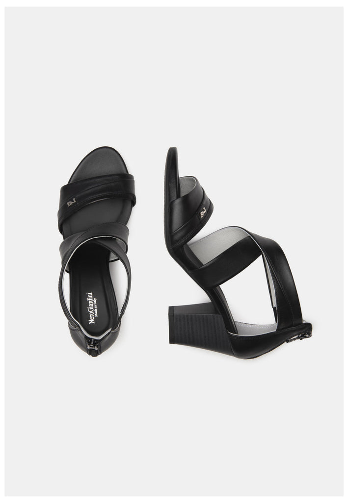 Nero Giardini Sandalen Leder Schwarz