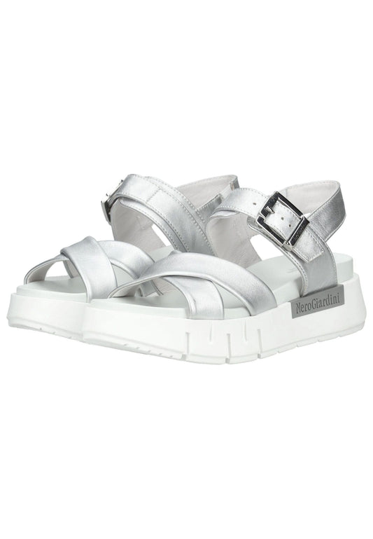 Nero Giardini Sandalen Leder Silber
