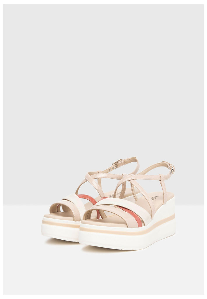 Nero Giardini Sandalen Lederimitat Beige
