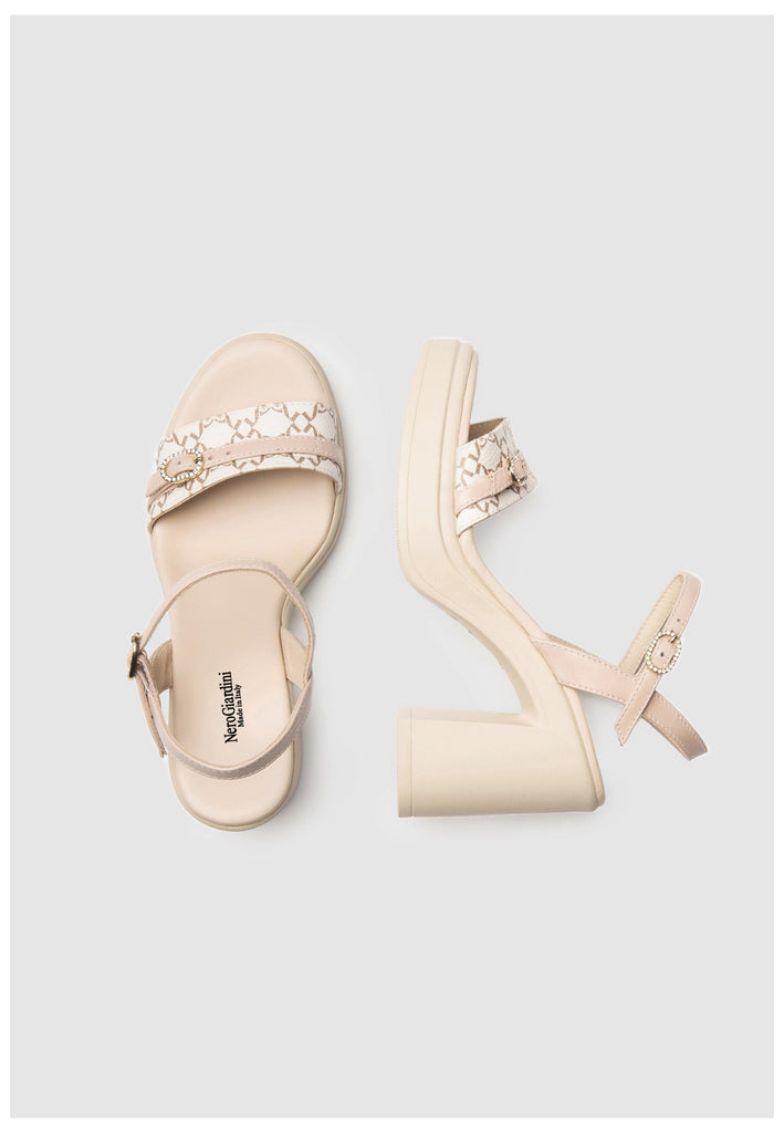 Nero Giardini Sandalen Lederimitat/Textil Beige