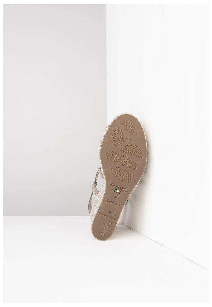 Nero Giardini Sandalen Veloursleder Braun