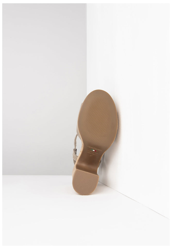 Nero Giardini Sandalen Veloursleder Grau