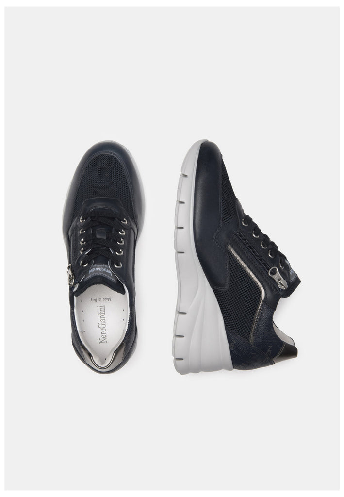 Nero Giardini Sneaker Lederimitat/Textil Blau