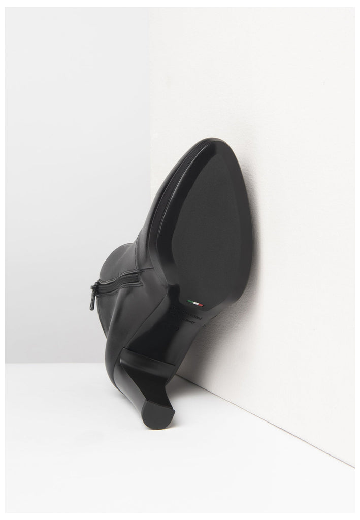 Nero Giardini Stiefelette Leder Schwarz